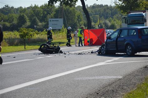 Wypadek w Ładnej zginęła motocyklistka ZDJĘCIA WIDEO Gazeta Krakowska