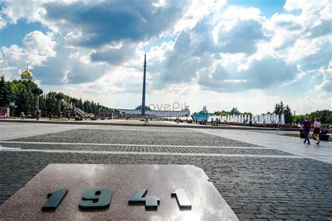 Victory Square In Moscow Russia Picture And HD Photos | Free Download ...