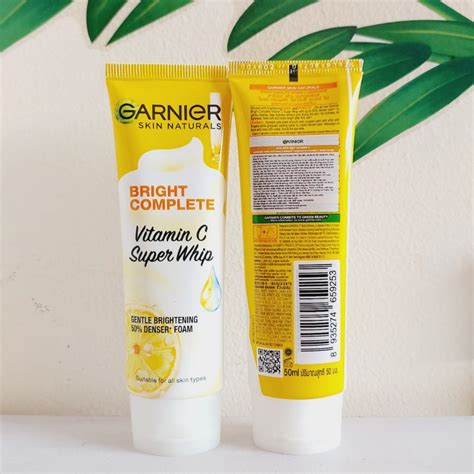 S A R A M T T O B T S Ng Da Garnier Light Complete Brightening Whip