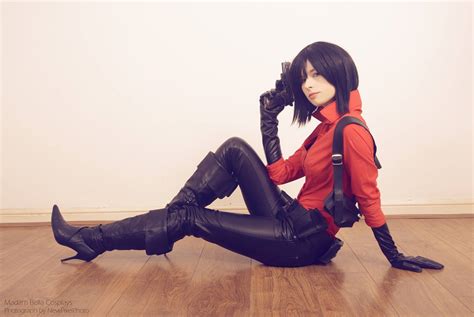 Resident Evil 6 Ada Wong Floor Pose Cosplay Print Madam Bella