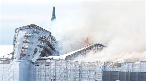 Dänemark Brand in historischer Börse in Kopenhagen unter Kontrolle