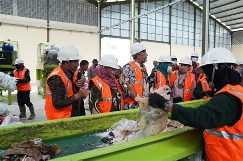 Tpst Tamanmartani Olah Puluhan Ton Sampah Per Hari Portonews