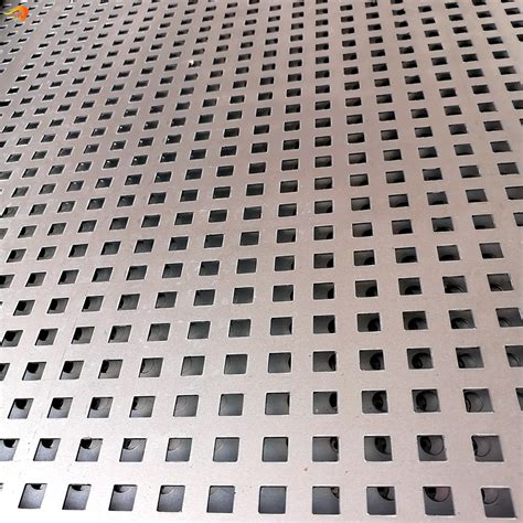 China Square Hole Perforated Metal Rectangle Holes Perforated Sheet