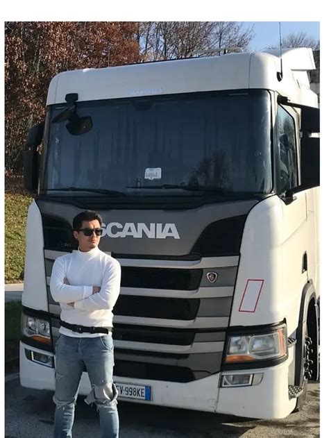 Ingat Pemeran Suliwa Di Angling Dharma Ini 7 Potret Terbarunya Yang Awet Muda Hot Liputan6