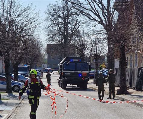 Niewybuchy Na Ul Warszawskiej W Dobrym Mie Cie Ewakuowano Kilkaset