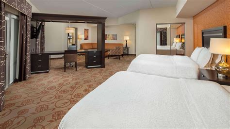 Hampton Inn & Suites Chattanooga/Downtown - Chattanooga, TN | hamptoninn3.hilton.com/en/hotels ...