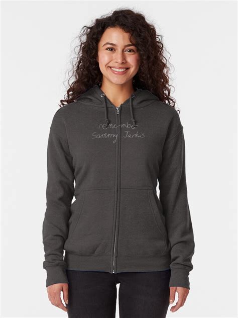 "Remember Sammy Jankis - Memento film" Zipped Hoodie by nestastic | Redbubble