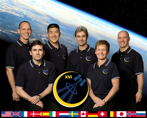 Esa Expedition 16 Crew Portrait