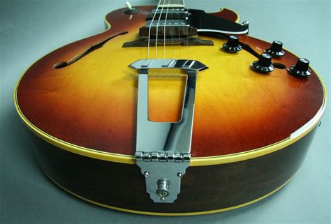 1970 Gibson Es 175d Vintage Sunburst Archtop Hollowbody Electric Guitar