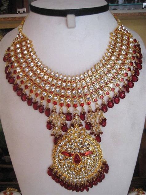 Cute Kundan Jewelry Set For Pakistani Brides YusraBlog