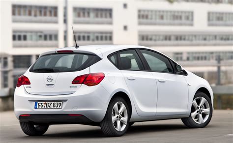 New Opel Astra 2 0 CDTI With EcoFLEX Package Delivers 4 5lt 100km Or 52