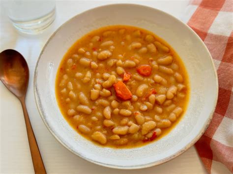 Alubias Blancas Con Verduras Receta Ekilu