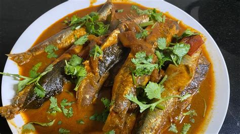 Fish Curry Recipe Simple And Tasty Sri Lankan Style Sardines Spicy