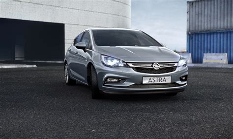 Nuova Opel Astra Berlina Compatta Con Tecnologie Da Prima Della Classe