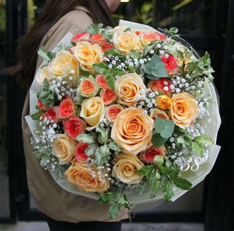 Pin By Nadq Miteva On Flowers Bouquet Floral Arrangements