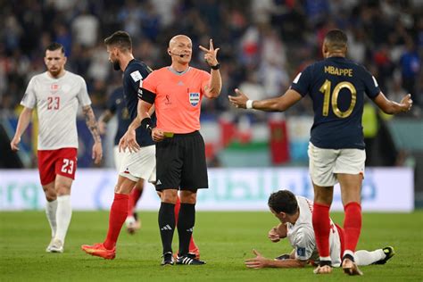 Coupe Du Monde 2022 Qui Est Szymon Marciniak L Arbitre De La Finale