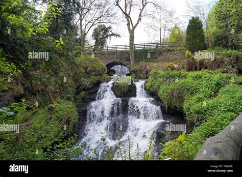 Rouken Glen Park Glasgow Hi Res Stock Photography And Images Alamy