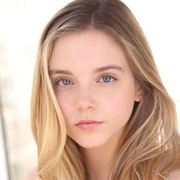 Get Casimere Jollette Hot Movie And Interview Links At FreeOnes