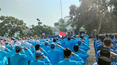 Man Kediri Ikut Memeriahkan Upacara Hari Sumpah Pemuda Di Halaman