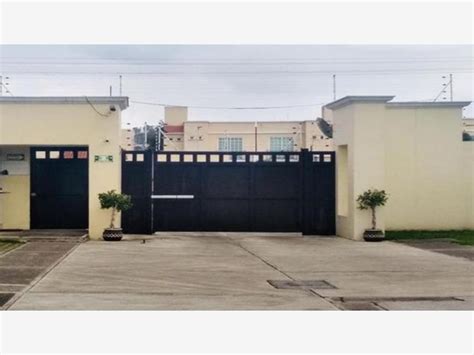 Venta Casa En Tlacopa Toluca MX21 LZ8431 Icasas Mx