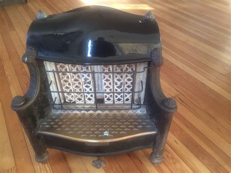 antique gas heater • $95.00 | Vintage stoves, Gas heater, Antiques