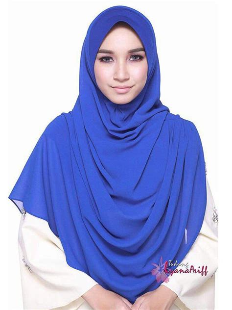 Twist Lyana Royal Blue Tudung Lyanaariff