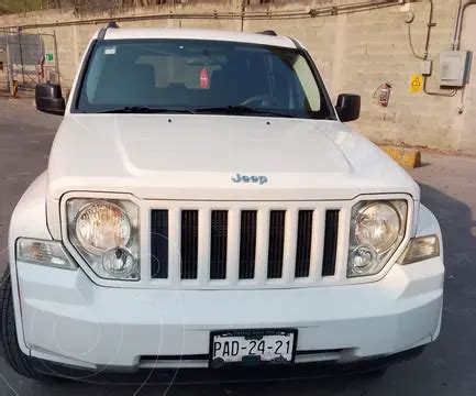 Jeep Liberty Sport X Usado Color Blanco Precio