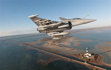 France supplies Rafale fighters with additional electronic devices ...