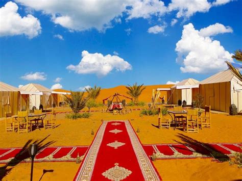 Dormire Nel Deserto Marocchino Una Notte In Tenda Tra Le Dune