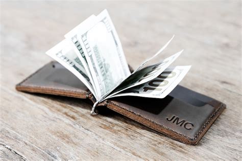 Top 20 Best Money Clip Wallets JooJoobs