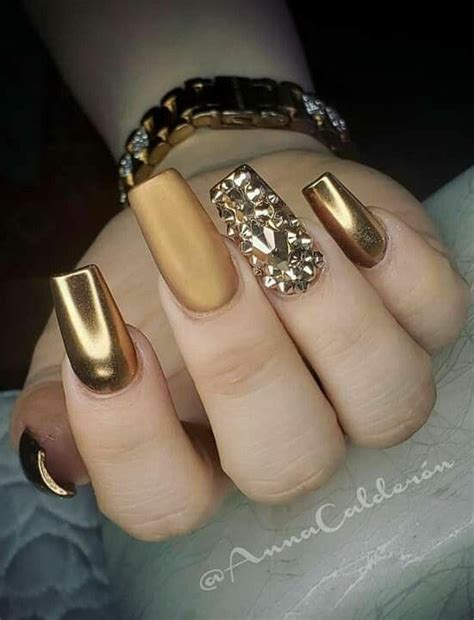 35 Classy Gold Nail Art Designs For Fall Style Vp Page 23