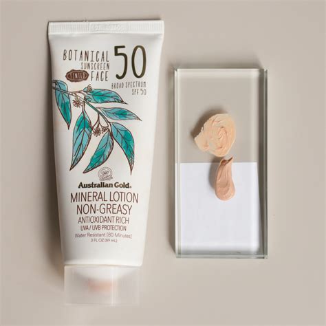 AUSTRALIAN GOLD Botanical Sunscreen Tinted Face Mineral Lotion SPF 50