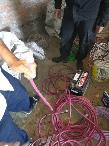 Robo De Cables Clausuraron Una Chatarrer A De Zona Noroeste Y