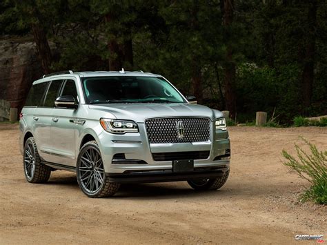 Tuning Lincoln Navigator 2022 Front