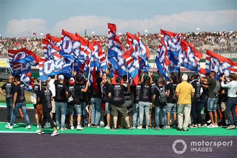 Dovizioso Didnt Expect Crazy Support On Perfect Motogp Farewell