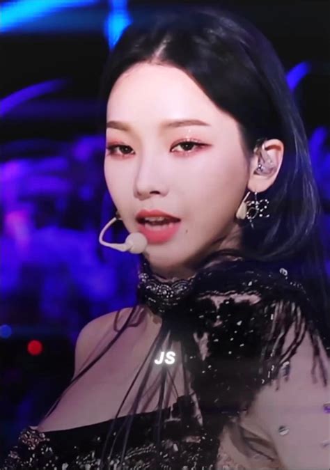 Karina edit [Video] in 2024 | Karina, Kpop girls, Korean actors