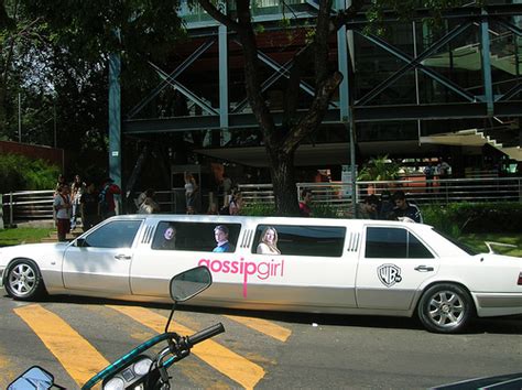 Gossip Girl Limo Gossip Girl Photo 539059 Fanpop