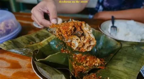 Sedap Dan Terjangkau Inilah 4 Rekomendasi Kuliner Legendaris Di