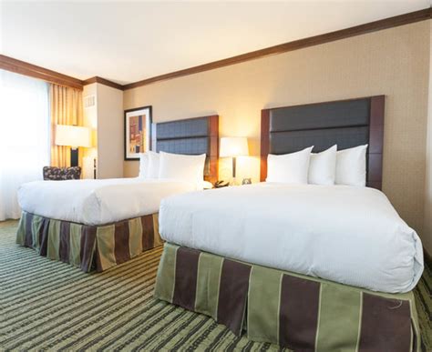 Hilton Minneapolis/Bloomington (Bloomington, MN): What to Know BEFORE ...