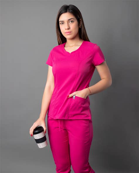 Scrub Conjunto Antifluido Free Movement S Fucsia Uniformes