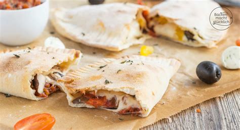 Calzone Pizza Rezept Backen macht glücklich