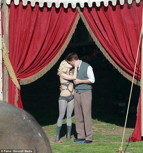 Reese Witherspoon Water For Elephants Love Scene