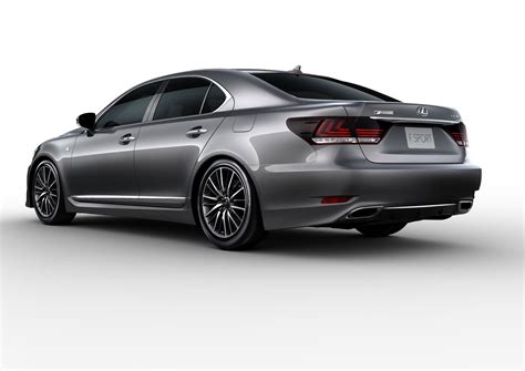 A Happier Medium: The 2015 Lexus LS460 F SPORT