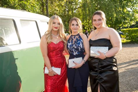 Pictures from prom night 2019 at Louth Academy - Grimsby Live