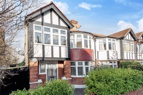 St Margarets Road St Margarets Twickenham Tw1 4 Bedroom Semi