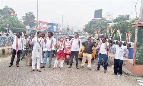 Congress Leaders Stage Protest Agaisnt Price Hike