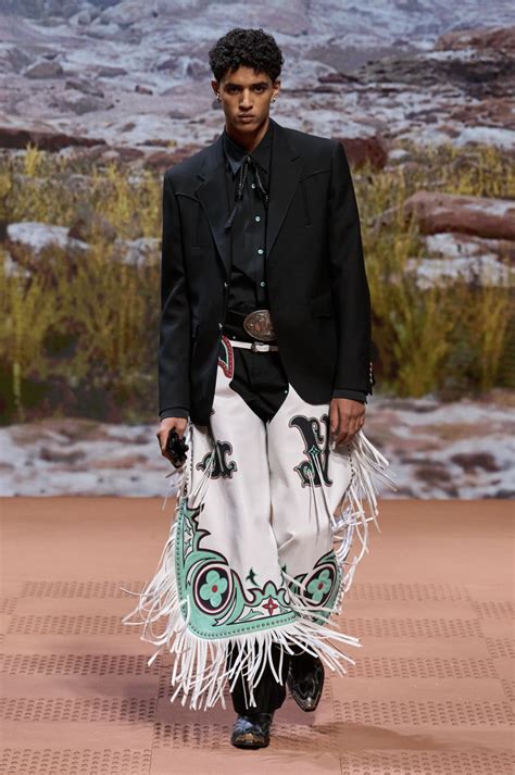 Western Influence Louis Vuitton Goes West On The Runway Cowgirl Magazine