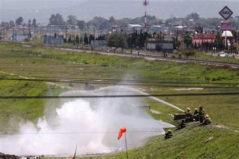 Mexico Gas Pipeline Leak Forces Evacuation Of About 2 000 Media Reuters