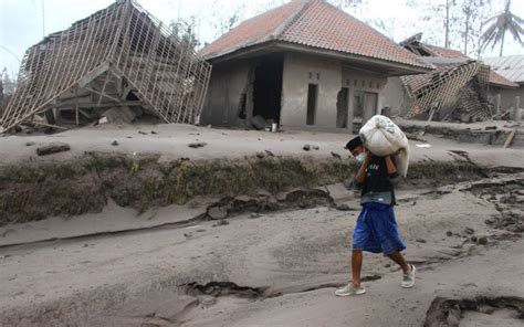 Bertambah 4 Korban Erupsi Semeru Jadi 43 Orang