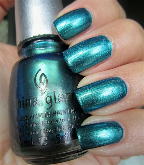 NAILTASTIC China Glaze Deviantly Daring